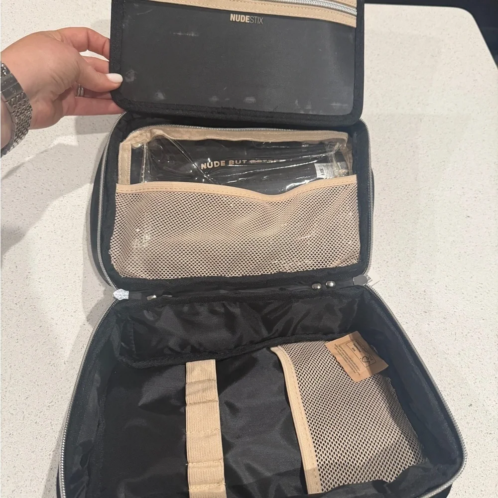 NUDESTIX Black Cosmetic Bag